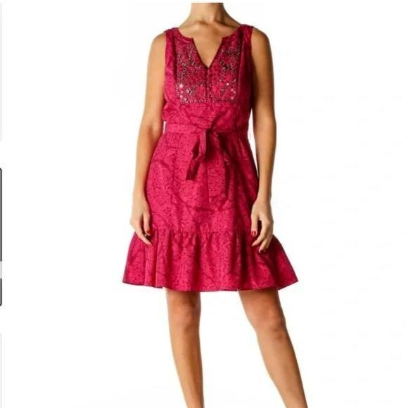 WHBM Fuchsia Sequin Retro Fit & Flare Dress Womens Size S Floral Print V… - Picture 1 of 10